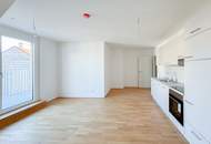 WUNDERSCHÖNE DACHGESCHOSSWOHNUNG *INKL. EINBAUKÜCHE* - SOFORT BEZIEHBAR -