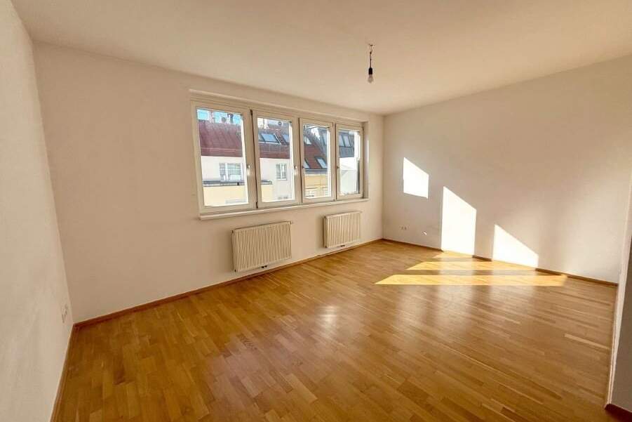Singlewohnung! Dachgeschosswohnung Nähe U3 Kardinal Nagel Platz, Wohnung-kauf, 270.000,€, 1030 Wien 3., Landstraße