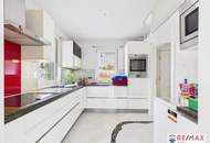 Gepflegter Bungalow mit großem Garten und Pool