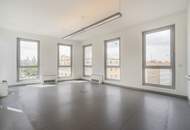 Barrierefreie DG Bürofläche in der Favoritenstraße direkt bei der U1 Station Reumannplatz zu mieten