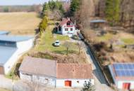 Landhaus in erhöhter Aussichtslage mit weitläufigem Grundstück im schönen Strassertal
