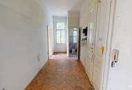 Stilvoller Altbau mit Potenzial und wunderschönem Gemeinschaftsgarten