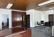 Büro- oder Praxisräumlichkeiten - auch teilbar