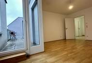 SONNENUNTERGANG UND URLAUBSGEFÜHL MITTEN IN DER STADT