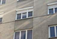 Helle 3-Zimmer-Wohnung mit Lift, separater Küche