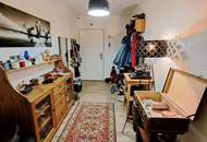 Provisionsfrei! Schöne Altbauwohnung mit Ambiente und historischem Flair!