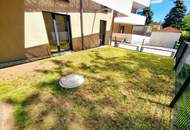 Barfuß ins Gras. Direkt vom Wohnzimmer aus. Den Sommer bereits im eigenen Garten verbringen! TOP Neubauwohnung mit viel Freiraum! Traumhafter Eigengarten + 3 Zimmer + Grün wohin das Auge reicht + Luftwärmepumpe!