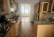 Prestigehaus Sanierungsbedürftige Altbauwohnungen 3 Zimmer