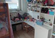 Sonnenverwöhnter Garten trifft ländlichen Charme