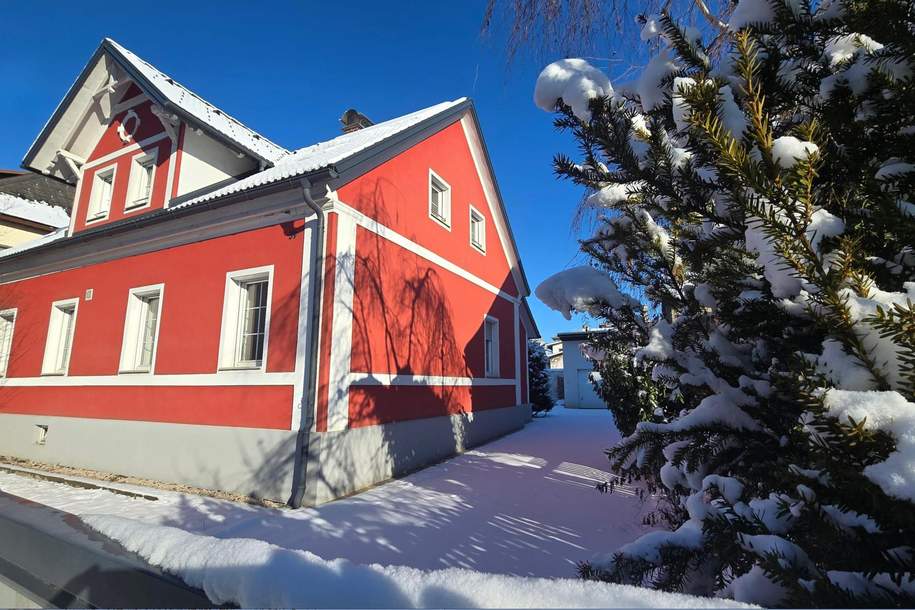 Vielseitiges Einfamilienhaus mit Pool, Garagen und großem Potenzial in Leibnitz, Haus-kauf, 8430 Leibnitz