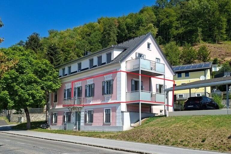 Mietwohnung mit 2 Balkonen, Carport und Parkplatz in zentraler Lage, Wohnung-miete, 763,00,€, 8101 Graz-Umgebung