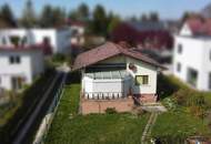 Kleines Haus, großes Grundstück mit Fernblick – Ruhelage nahe Wien, ideal für Pärchen