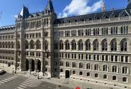 UNBEFRISTET - <> Repräsentatives 7-Zimmer Altbau-Büro mit Blick auf das Rathaus – ca. 300 m² in bester Innenstadtlage