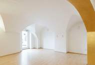 GESCHÄFTSLOKAL / BÜROLOKAL AM HOF