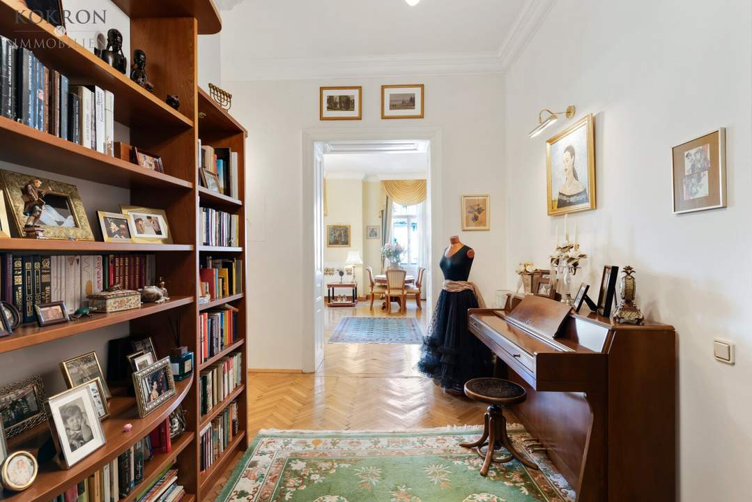 PROVISIONSFREI für den Käufer! Stilvolle Altbau-Wohnung im Hietzinger Cottageviertel - mit Balkon und Gartennutzung