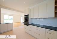 Geräumige Niedrig-Energie-Villa mit Pool - traumhafte Ruhelage, Blick auf Neusiedler See - provisionsfrei!