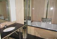 NÄHE OPER – 4 ZIMMER DACHGESCHOSSAPARTMENT MIT RUNDUM-DACHTERRASSE