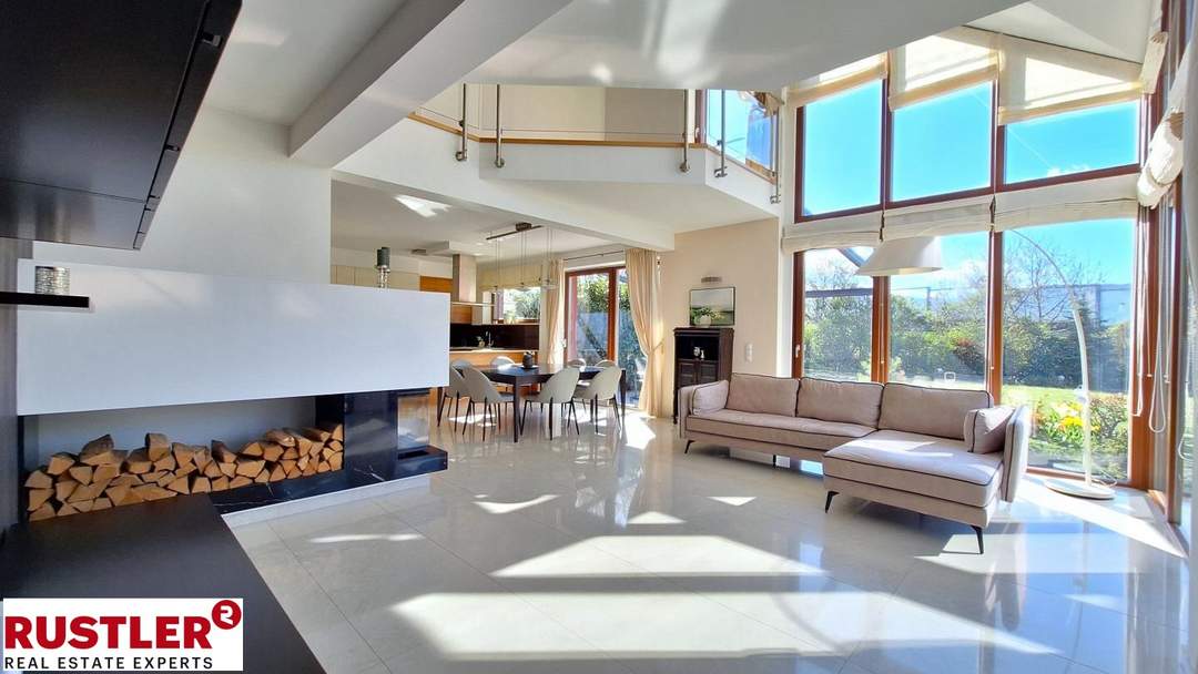 Design, Raum und Prestige - Ein Haus und ein Ausblick, die begeistern!