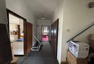 Sanierungsbedürftiges Einfamilienhaus mit viel Potenzial in ruhiger Siedlungslage in Kemeten