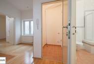 Befristete luxuriöse Dachgeschosswohnung im Stilaltbau - Blick über die Dächer Wien's - ab 1.12.