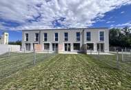 ERSTBEZUG mit Wohnkeller, Garten und je 2 Stellplätzen - mit Kaufoption nach 8 Jahren!!