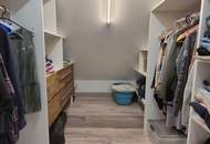 SCHÖNE, ZENTRALE DACHGESCHOSSWOHNUNG MIT SÜDBALKON