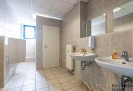 Helle Büroeinheit mit Erweiterungsmöglichkeit in Pucking zu vermieten!