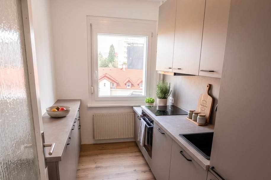 Erstbezug nach Generalsanierung: Stylischer 3-Zimmer-Wohntraum mit Balkon & Fernblick, Wohnung-miete, 780,00,€, 8020 Graz(Stadt)