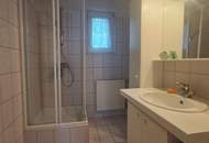 ''Komfortabel ausgestatteter Bungalow mit parkähnlichem Garten''