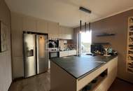 UNVERBAUBARE AUSSICHT - Mit Blick auf Stift St. Florian