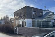 Wohnhaus mit Attersee-Seeblick und Seezugang in Litzlberg/Seewalchen, 2 Wohneinheiten.