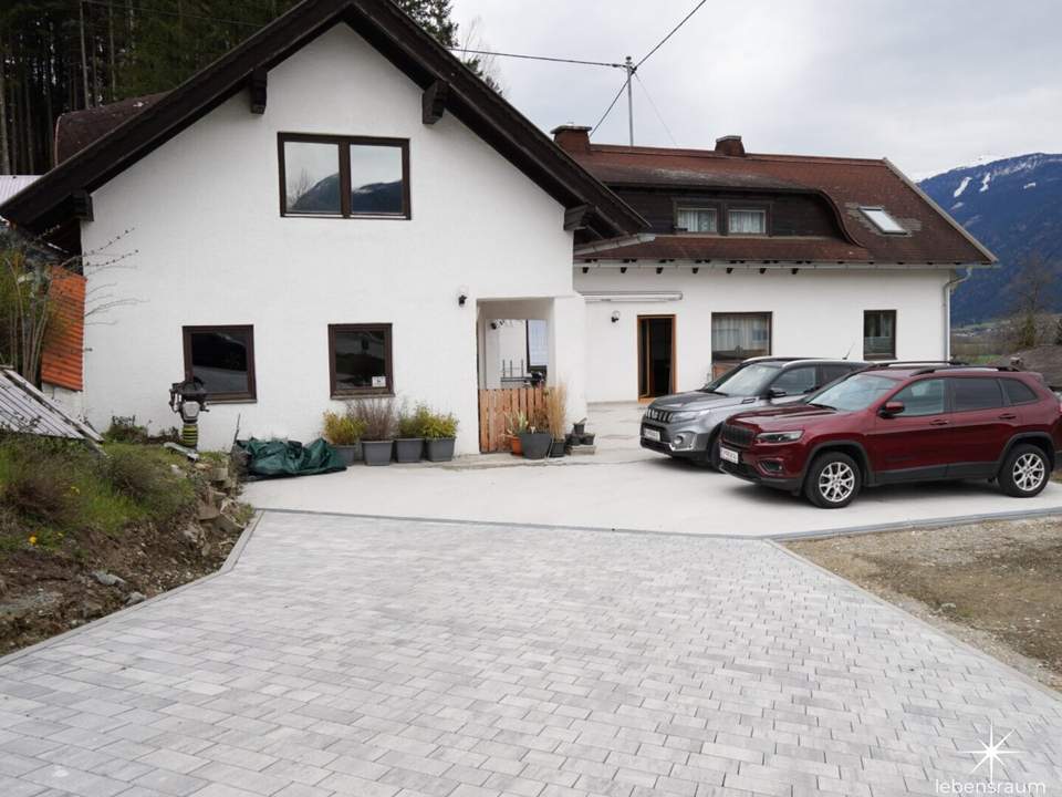 Ein Haus, viele Möglichkeiten – Großzügiges Mehrparteienhaus in idyllischer Lage in Pusarnitz.