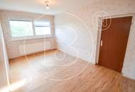 Renovierungsbedürftige 3-Zimmer-Loggia-Wohnung in guter Lage!