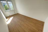 Neu sanierte 3 Zimmerwohnung mit Balkon!
