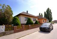 Gepflegtes Einfamilienhaus auf großzügigen Grund