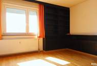 Wohnen mit Weitblick - geräumige Wohnung in St.Martin - Loggia und Tiefgarage!