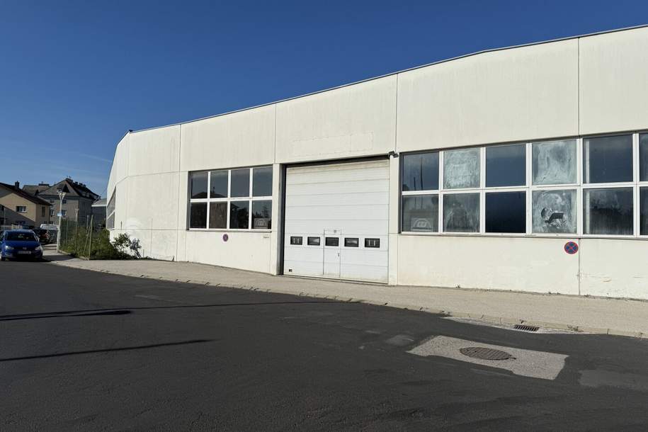 große Lagerhalle mit ca. 5,6 Meter durchgehender Höhe zu vermieten, Gewerbeobjekt-miete, 7.944,00,€, 2700 Wiener Neustadt(Stadt)