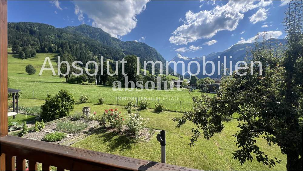 Gepflegte Wohnung in Top Lage von Kaprun, ca. 62 m² Wfl., 2 SZ, gr. Balkon, Carport, nahe Zentrum
