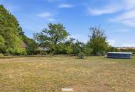 Absolute Traumlage in Mühlbach: Geschmackvoller Landhausstil, parkähnlicher Garten, Pool und einmaliger Fernblick!