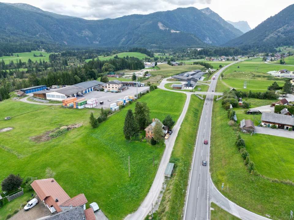 Gewerbegrundstück mit TOP Anbindung auf die B145