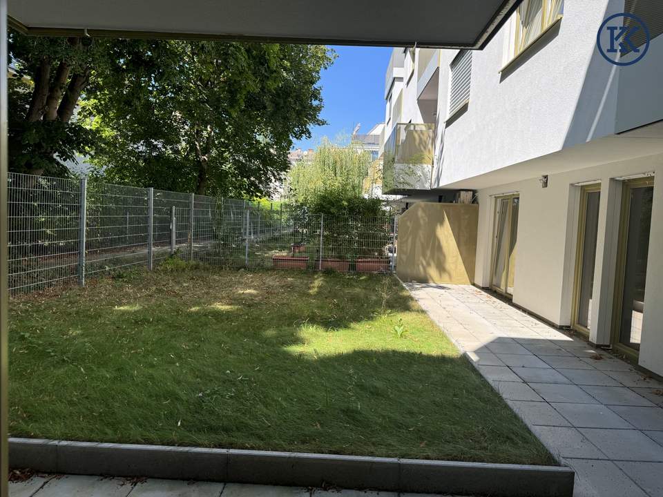 Top Gartenwohnung mit West-Terrasse und wunderschönem Garten