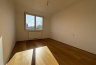 1160! Helle 3-Zimmer Loggia Wohnung! Garagenplatz optional!