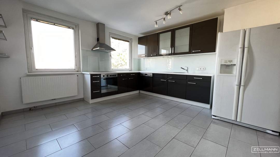 Wohnen mit Freiraum: Helle Wohnung mit Loggia und Grünblick in Brunn am Gebirge | ZELLMANN IMMOBILIEN