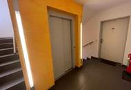 Rund erneuerte, wunderschöne 2-Zimmerwohnung mit gemütlichem Balkon!