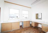 Gewerbeimmobilie - Büro trifft auf vielseitigen Großraum