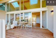 | EXKLUSIVE & LICHTDURCHFLUTETE DACHGESCHOSS - MAISONETTE - WOHNUNG MIT BLICK AUF DEN SCHLOSSBERG | PRIVATER LIFTZUGANG | 2 TERRASSEN | TOP LAGE