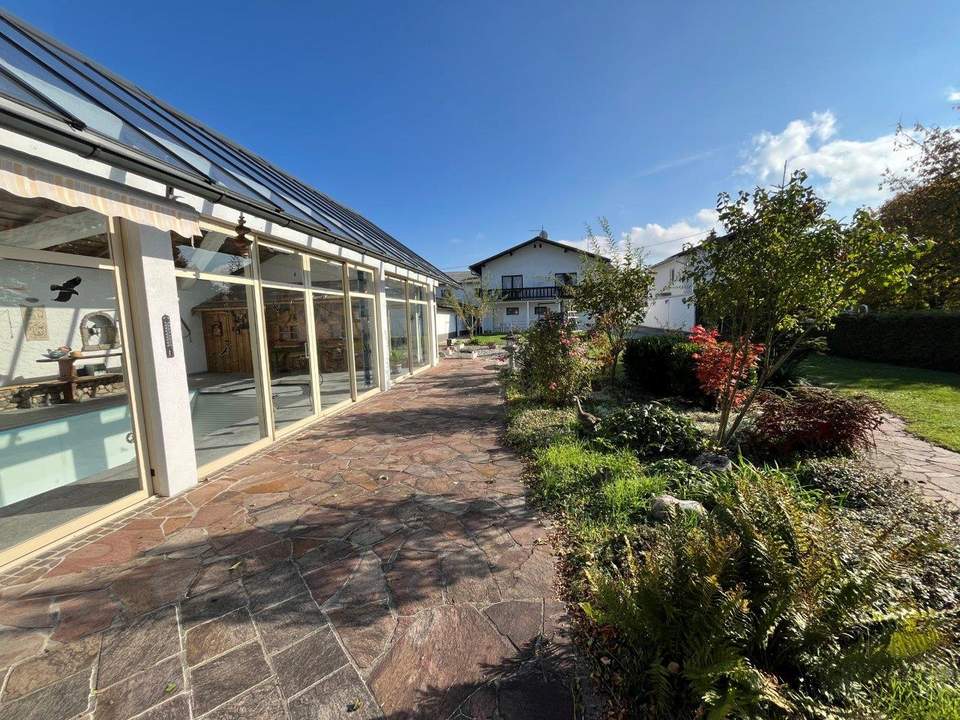 Vielseitig nutzbare Liegenschaft