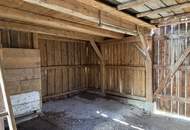 Sanierungsbedürftiges ehemaliges Bauernsacherl mit 5.200 m² Grünland