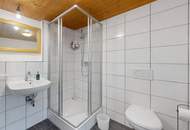 Geräumige 2,5-Zimmer-Wohnung mit KFZ-AP und Balkon!