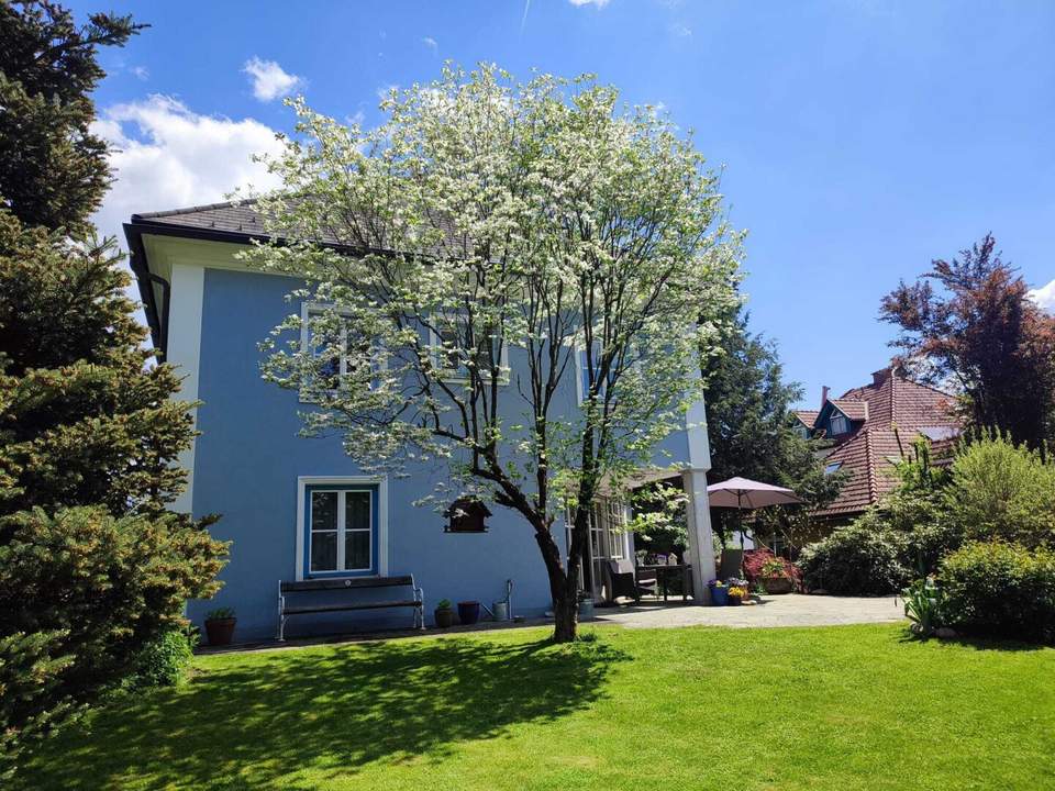 Spittal an der Drau | Großzügiges Stadthaus in sonniger Zentrumsnähe mit parkähnlichem Garten